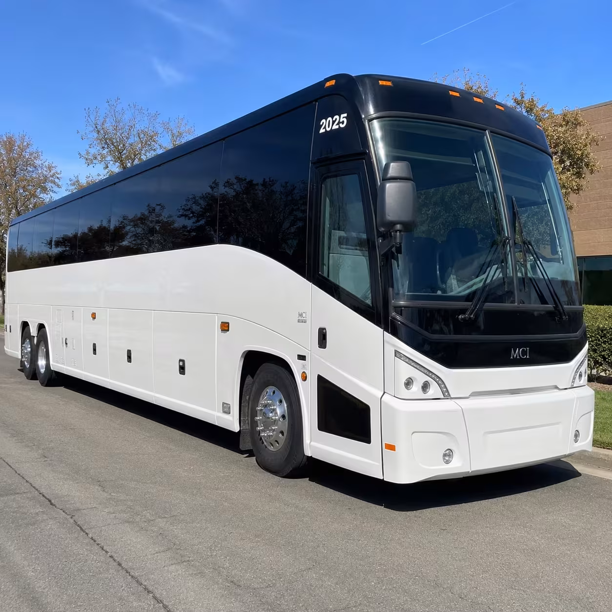 charter bus rentals from santee to san diego concert venues