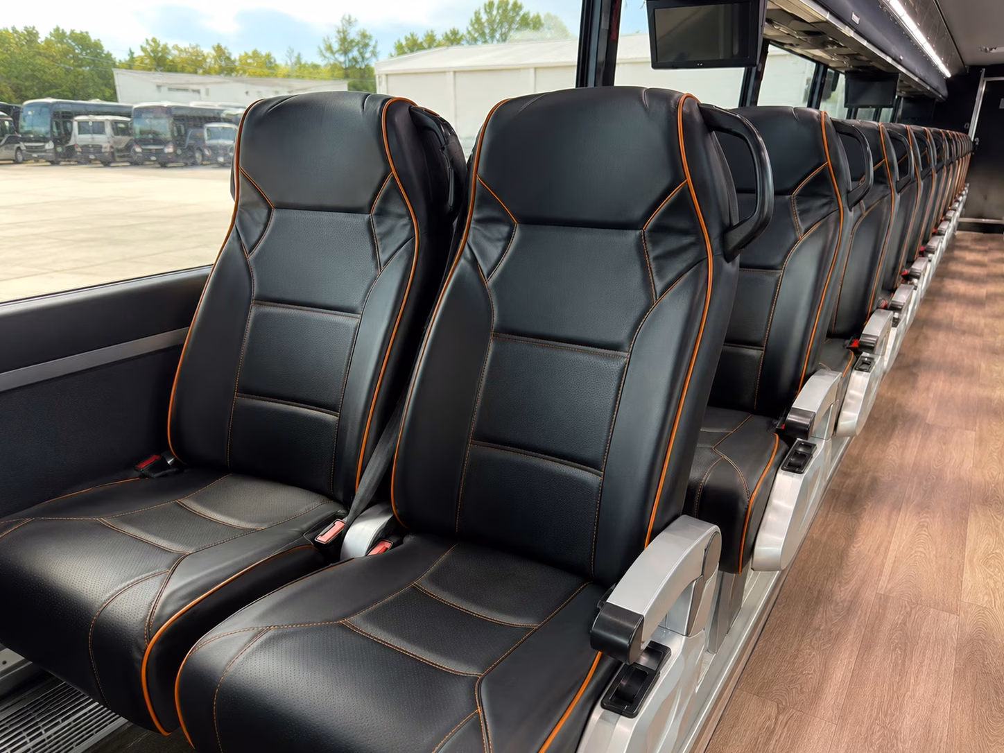 snapdragon stadium shuttle buses for sdsu aztecs fans from santee